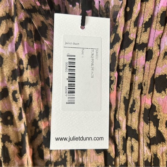 SOLD—⭐️NWT Juliet Dunn x Mytheresa Kelsey Blouson Shirt Dress in Animal Print⭐️ - Picture 2 of 7